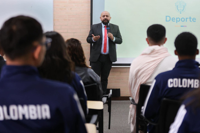 Entrega-pabellon-nacional-6.jpeg