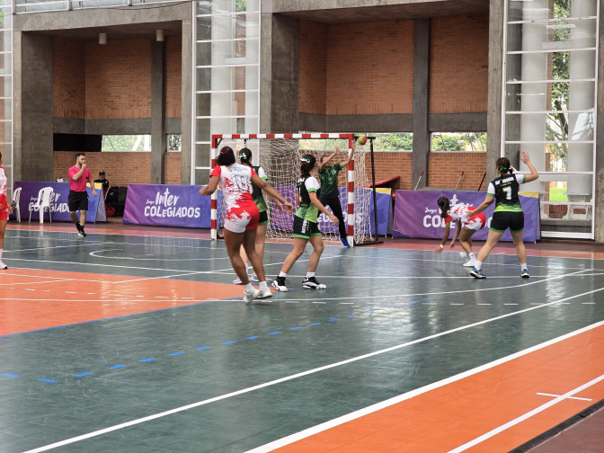 Antioquia-lider-en-el-balonmano-escolar.jpeg