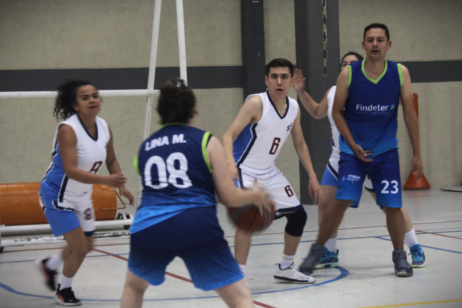 baloncesto-jfp-dribling-femenino.jpeg