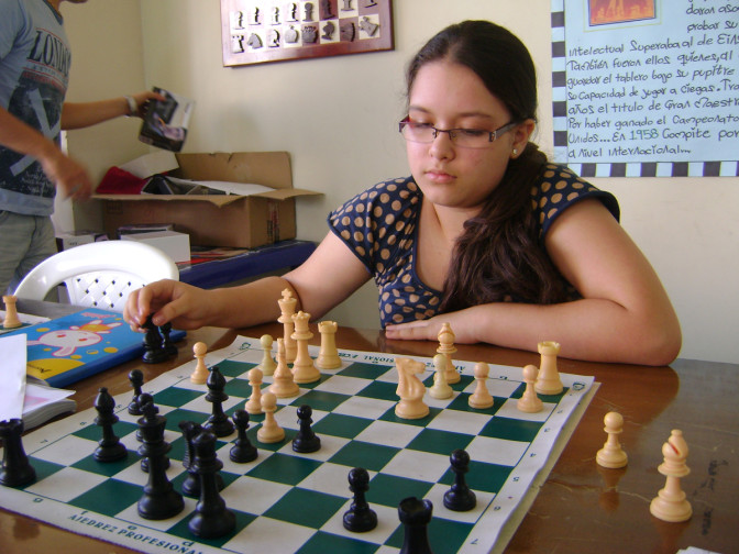 noticia-2014-04-08-laura-dominguez-ajedrez.jpg