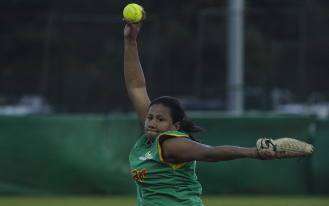 VIANYS-GARCiA-SOFTBOL-FEMENINO-DE-BOLiVAR.jpg