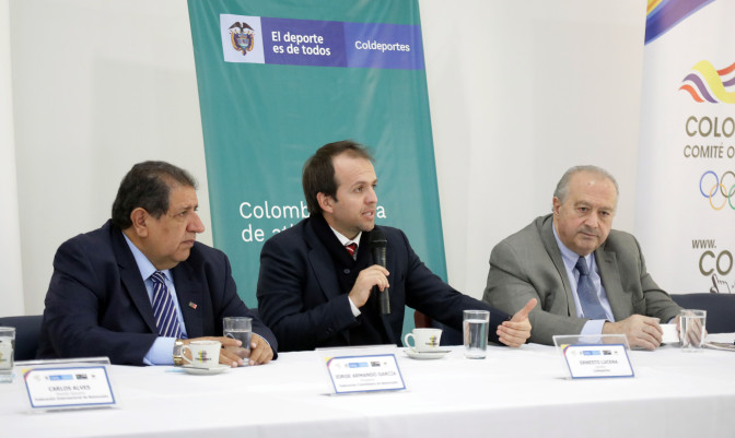 Director-de-Coldeportes-Ernesto-Lucena-FIBA.jpg