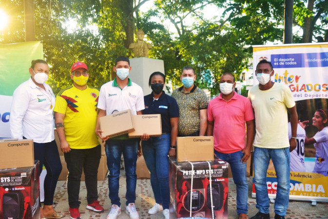 Entrega-de-incentivos-Sucre.jpeg