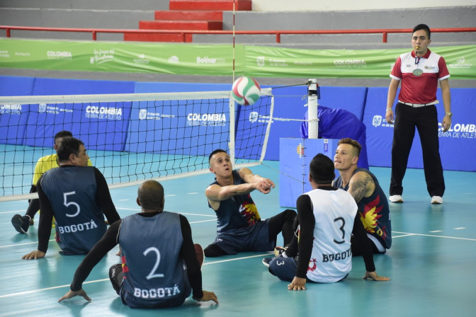 Deporte-paralimpico-Voleibol-Sentado.jpg