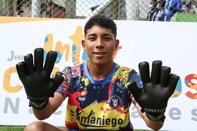 guantes-Popayan-JUegos-Intercolegiados.jpeg