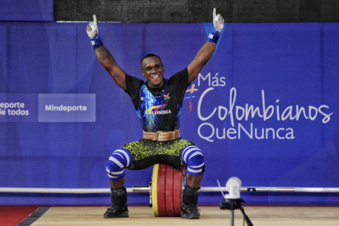Santiago-Rodallegas-campeon-89-kg.jpeg