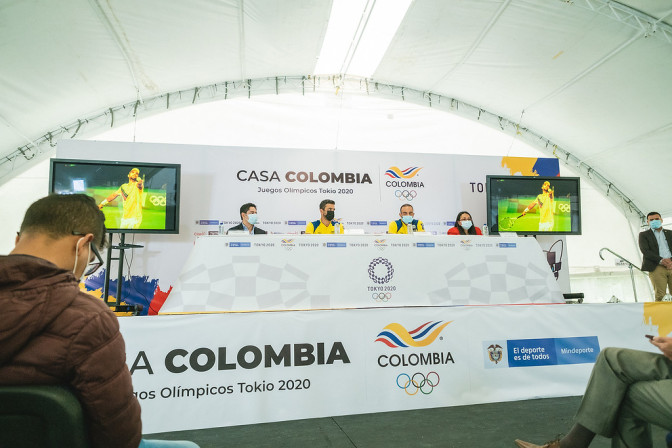 cabal-y-farah-en-la-rueda-de-prensa-casa-colombia-tras-su-participacion-en-juegos-olimpicos.jpg