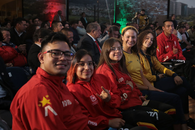atletas-del-registro-bogota-en-el-lanzamiento-de-juegos-nacionales.jpeg