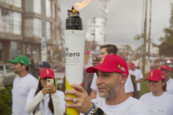 el-fuego-deportivo-recorrio-las-calles-de-manizales.jpg