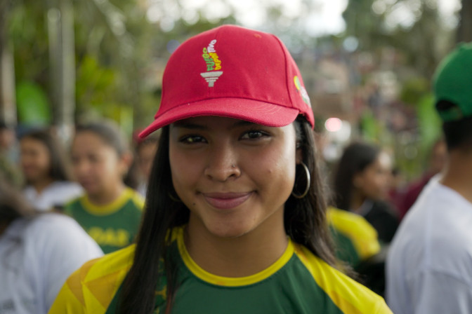 sonrisas-durante-el-recorrido-del-fuego-deportivo.jpg