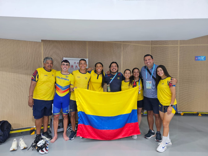 Equipo-colombiano-de-patinaje-en-Juegos-Mundiales-Chengdu-2025.jpeg